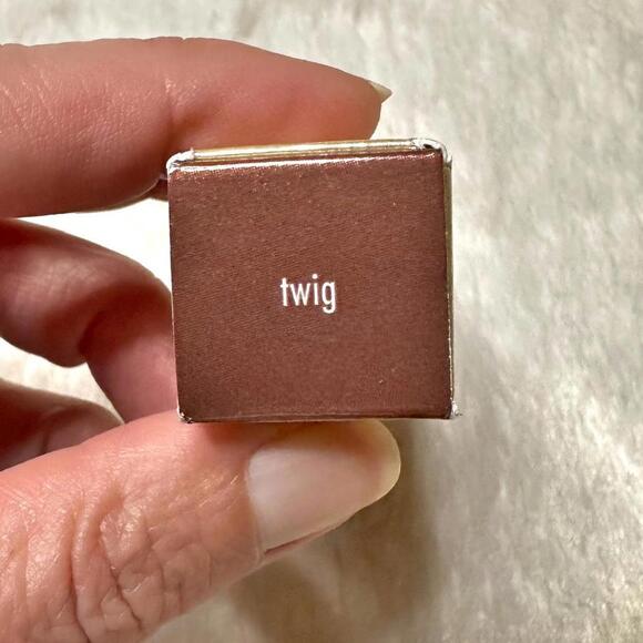 NIB Stila Shimmer & Glow Liquid Eyeshadow in Twig Full Size 4.5ml - Picture 11 of 12
